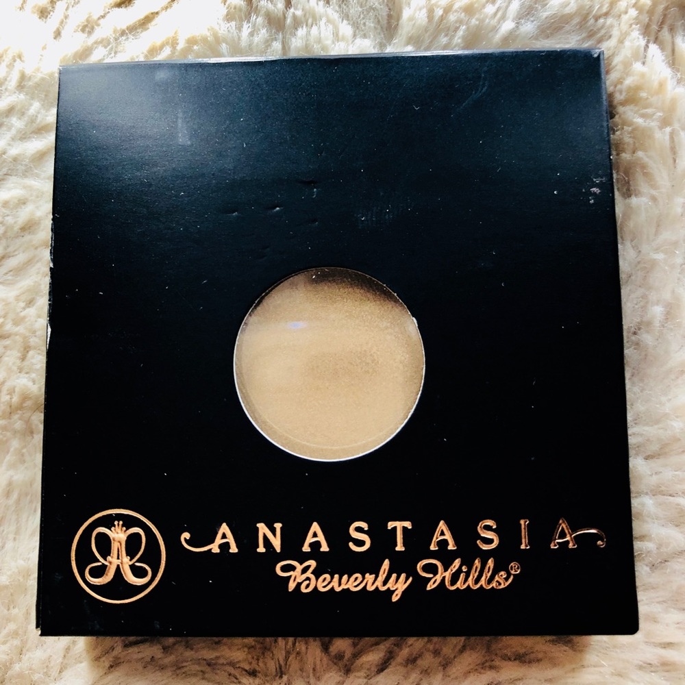 Anastasia Beverly Hills single shadow
